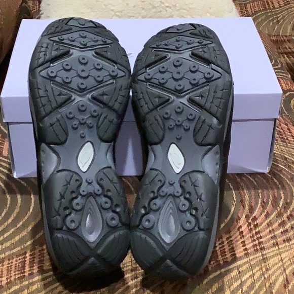 New Easy Spirit Ezstretch shoes Size 7.5 W - Picture 2 of 4